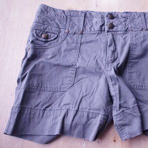 Dakota Blue Size 10 Shorts Cute Lining Olive
